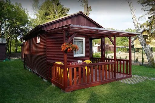 Domek na terenie ośrodka